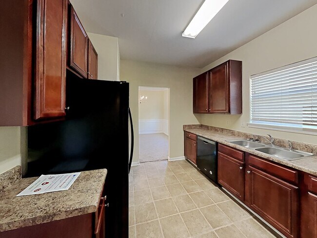 Foto del edificio - 7117 Cavender Dr SW