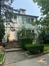 Building Photo - 138-3-138-82 82nd Ave