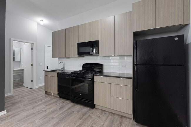 Foto del edificio - 4871 N Magnolia Ave