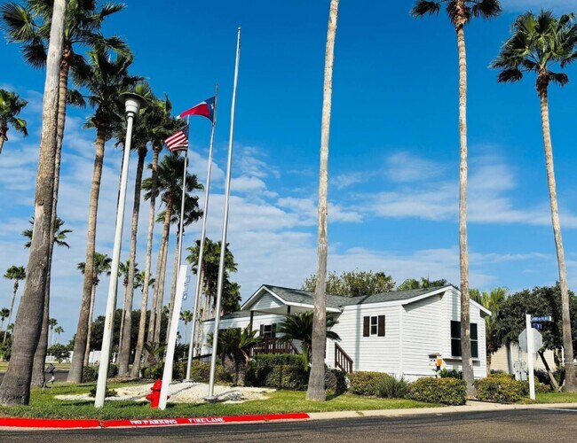 Foto del edificio - 489 Yolanda St