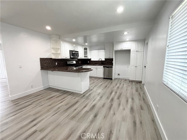 Building Photo - 133 S Lone Hill Ave