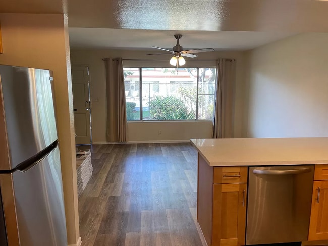 Foto del edificio - 2977 Mendoza Dr