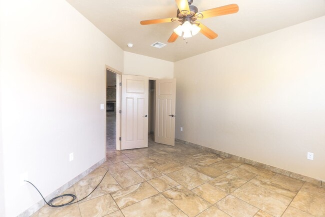 Building Photo - 479 San Simon Dr