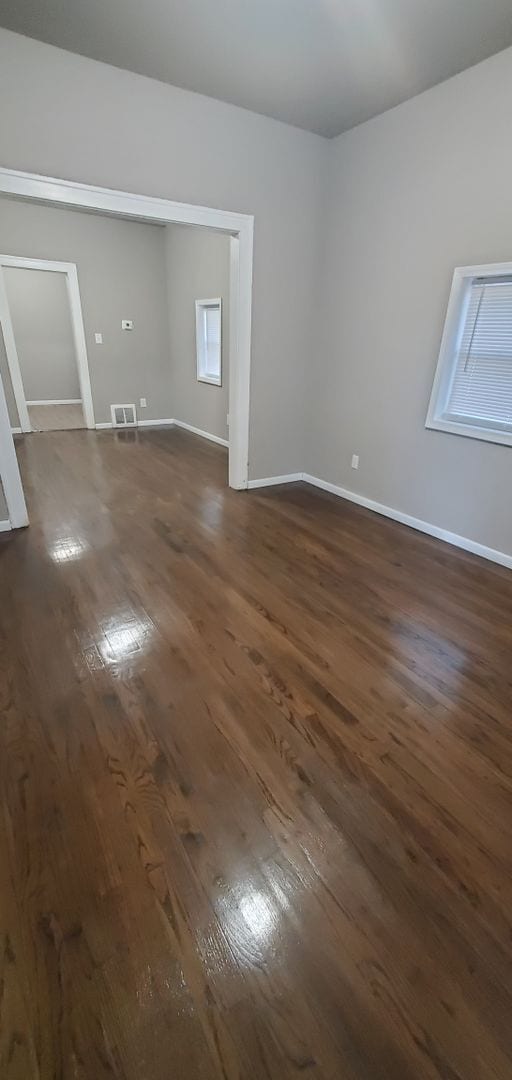 Building Photo - Newly Updated 2 Bedroom Home Section 8 Accepted