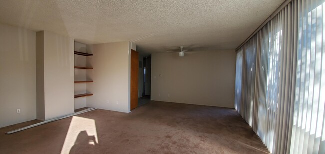Building Photo - 121 S Chester Ave