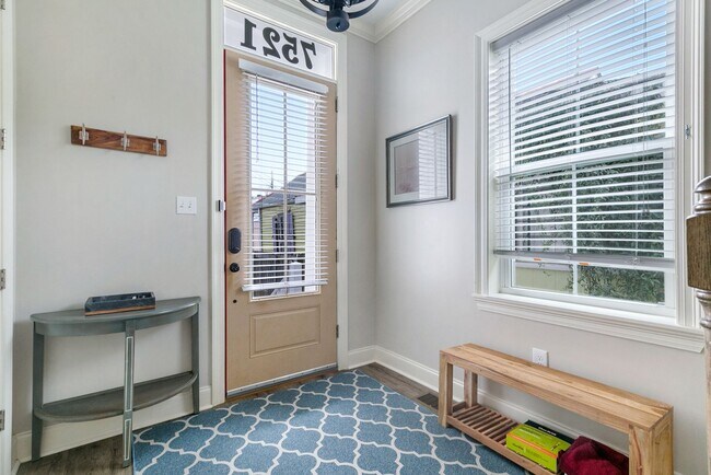 Foto del edificio - 7521 Maple St