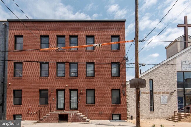 Building Photo - 2605-07 Federal St