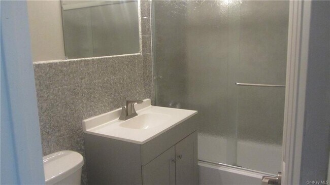 Foto del edificio - 22 Tanager Rd