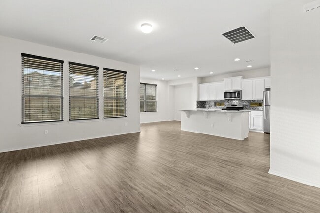 Building Photo - 3651 Sandy Brook Dr