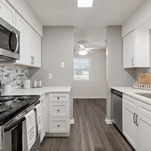 Building Photo - Biscayne