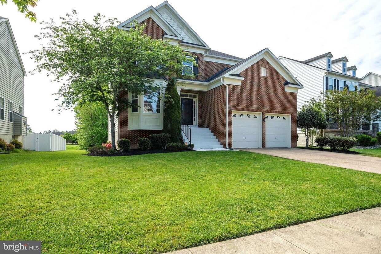 Primary Photo - 1995 Yorkshire Ln