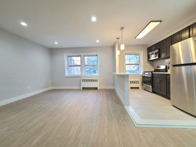 Foto del edificio - 63 Forest Hill Pkwy