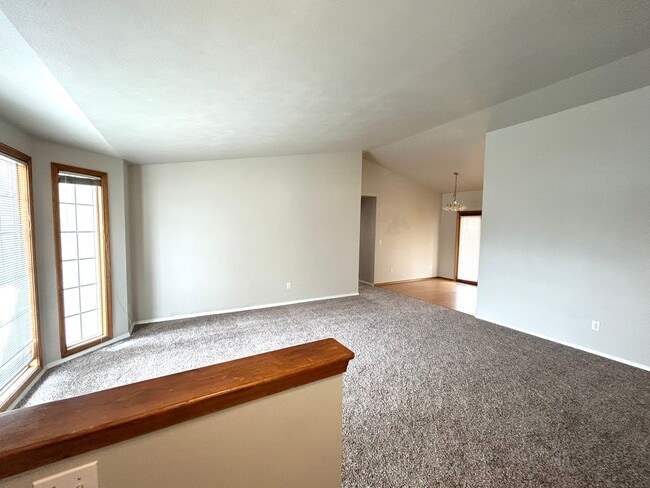 Building Photo - New Updated West Boise Home - $500 OFF FIR...