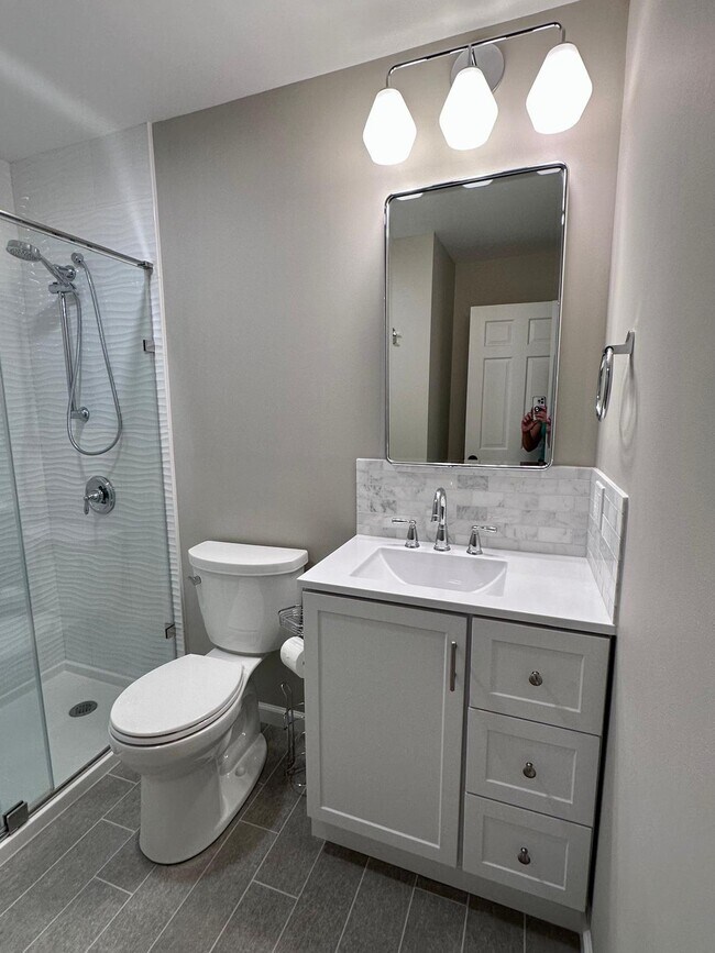 Building Photo - 6 Millrace St N