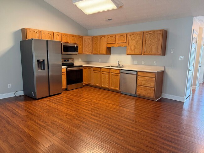 Foto del edificio - 5704 Reece Way