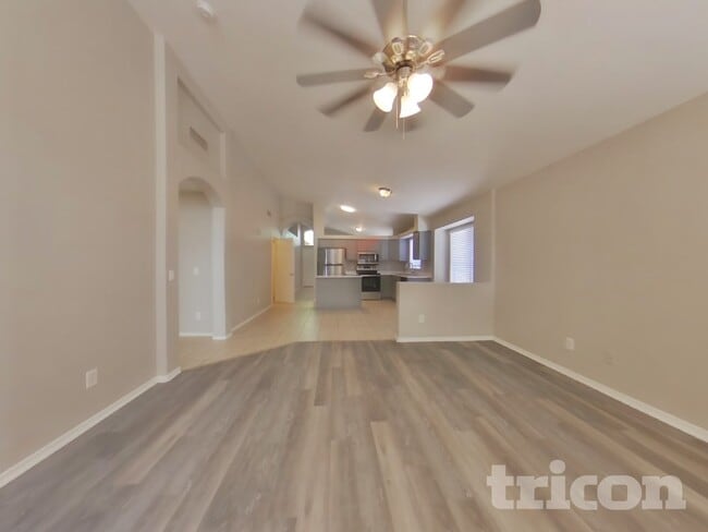 Foto del edificio - 8363 W Audrey Ln