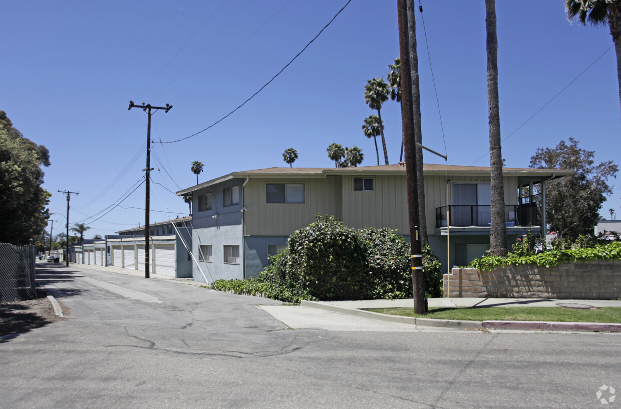 Foto del edificio - Tradewinds Apartments