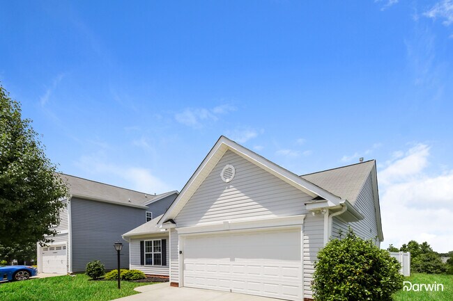 Foto del edificio - 5793 Misty Hill Circle, Clemmons, NC 27012