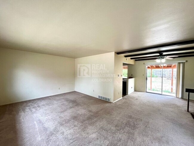 Foto del edificio - 6165 Sapporo Dr