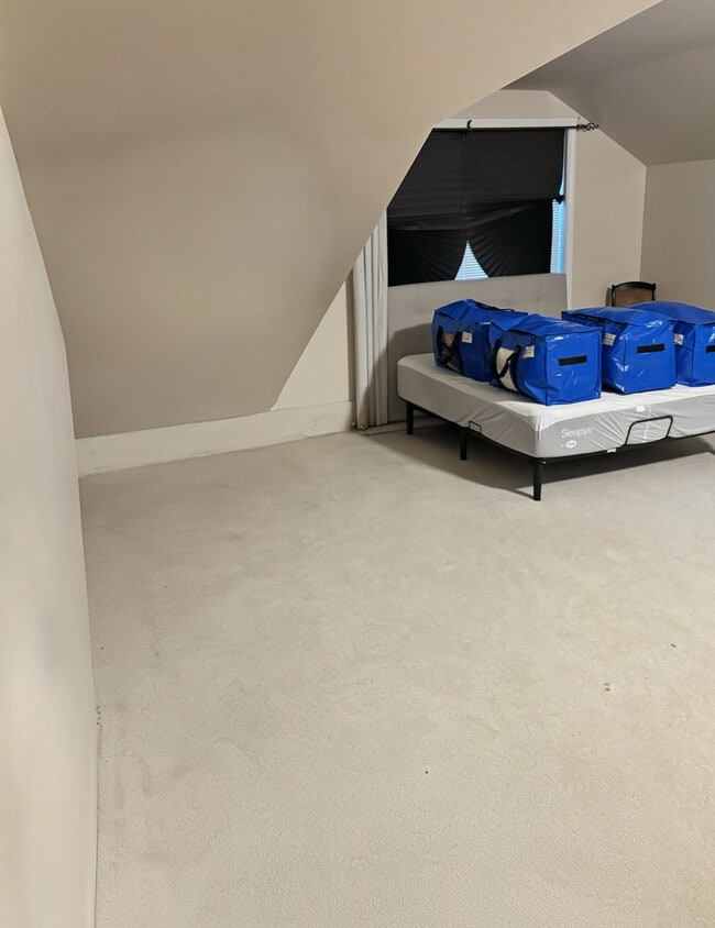 Bedroom - 49 Bower St
