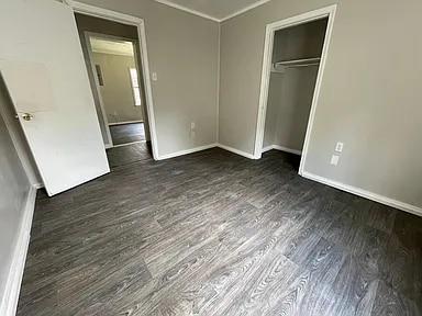 Building Photo - 450 Derrick St