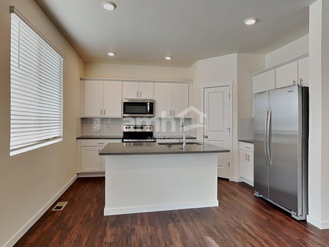 Building Photo - 11655 Cody Ridge Drive