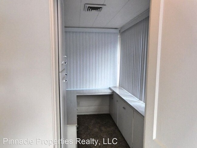 Building Photo - 3 br, 2 bath House - 1821 10th Ave. W.