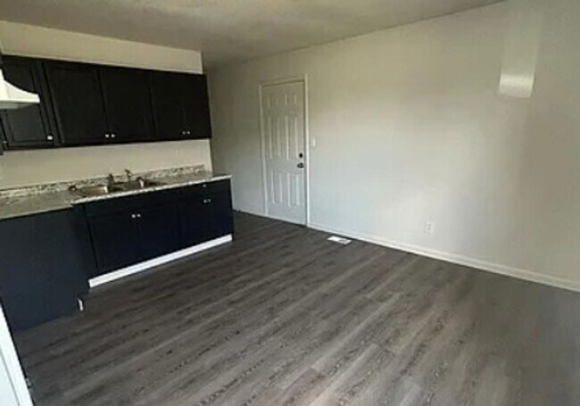 Foto del edificio - 1515 Andrews Dr