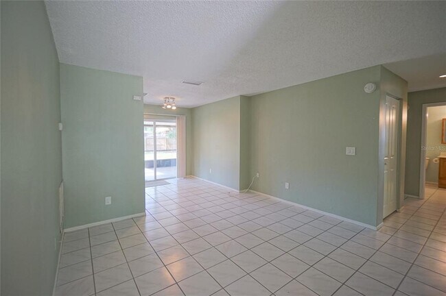 Foto del edificio - 5117 Ellendale Ave