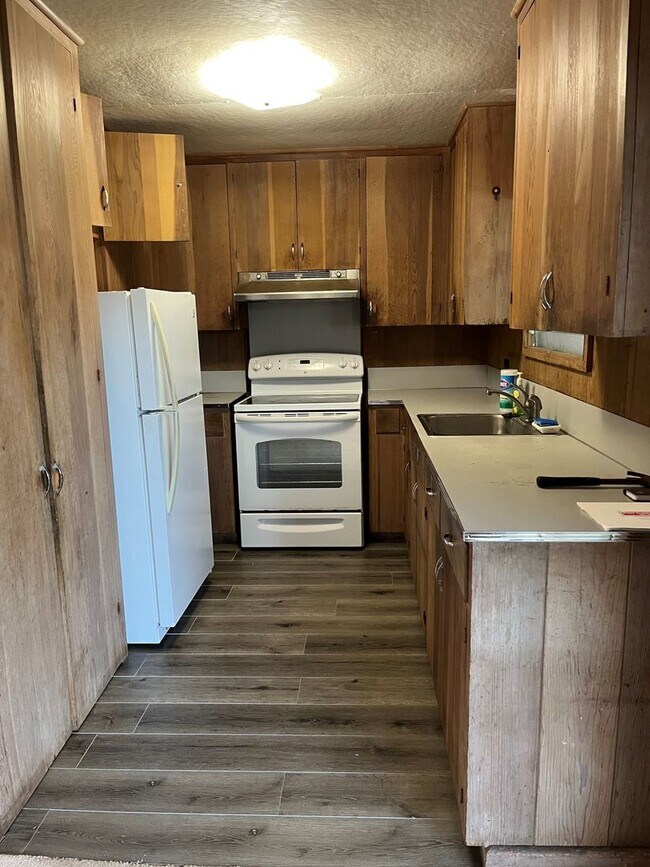 Building Photo - 6 Hanohano St