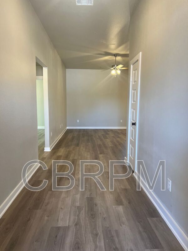 Foto del edificio - 2620 Tiffin Ave