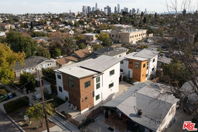 Foto del edificio - 2512 Berkeley Ave
