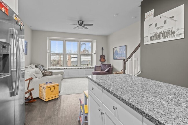 Building Photo - Elevated Old Town Ashburn Living: A Four-L...