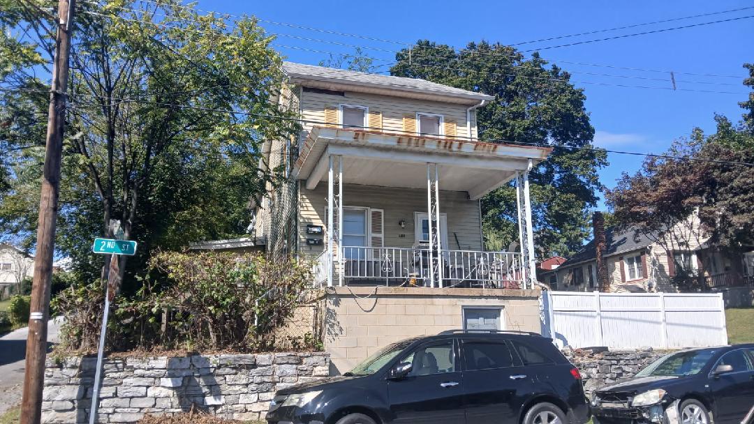 Foto principal - 643 2nd St