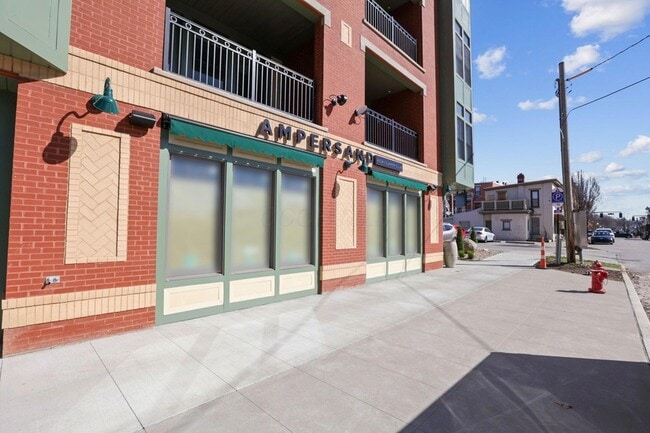 Building Photo - 32 W College Ave