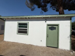 Building Photo - 5345 W Ave L8
