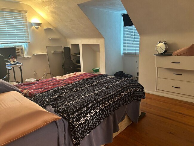 Foto del edificio - COMING SOON. 3-Bedroom House Located in Northeastern School District