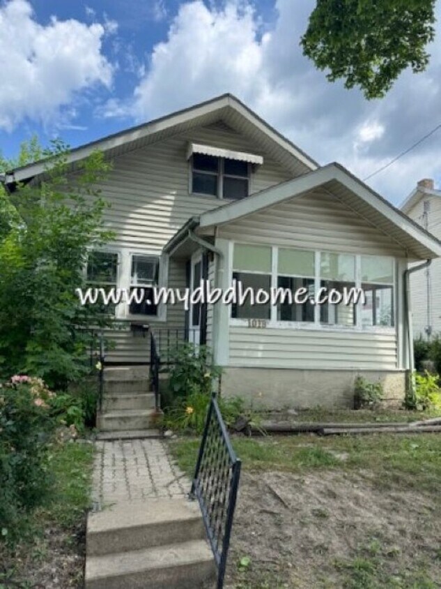 Foto principal - 1018 Archer Ave