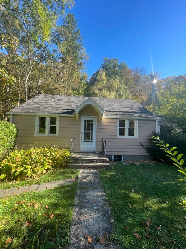 Building Photo - 387 Brooktondale Rd