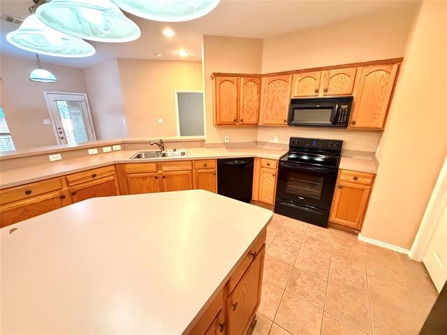 Foto del edificio - 1413 Lacewing Dr