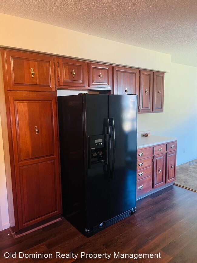 Foto del edificio - 3 br, 2 bath House - 4006 Nutmeg Court