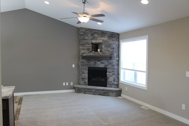 Foto del edificio - Single Family Home - Great location!