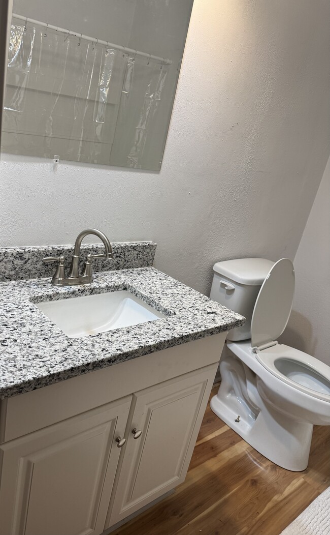 Foto del edificio - 4322 Madden Ln