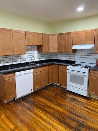 Building Photo - 119 Harvard St