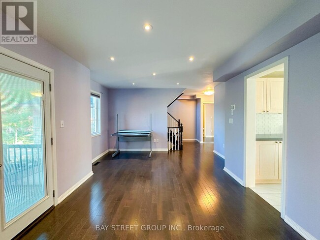 Building Photo - 216 Equator Crescent