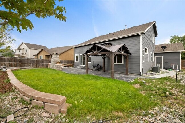 Foto del edificio - 12540 Mount Belford Way