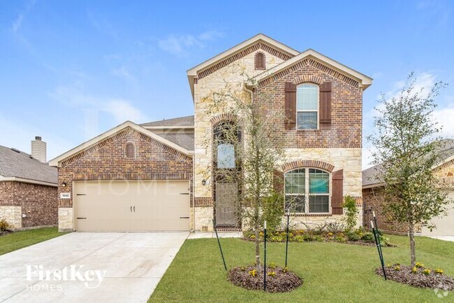 Building Photo - 1045 N Churchill Dr