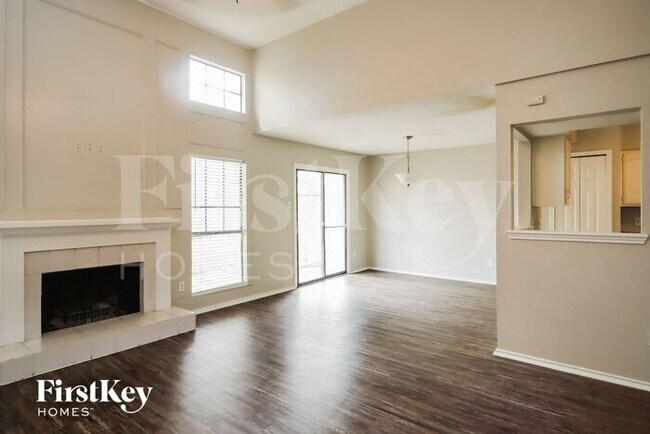 Foto del edificio - 2319 Wild Olive Ct