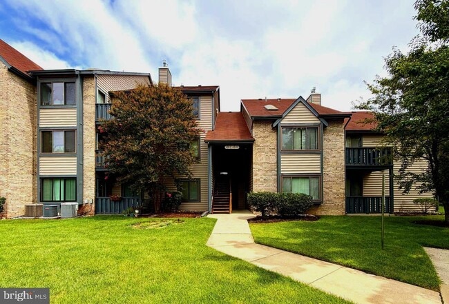 Building Photo - 4920 Dunbarton Rd