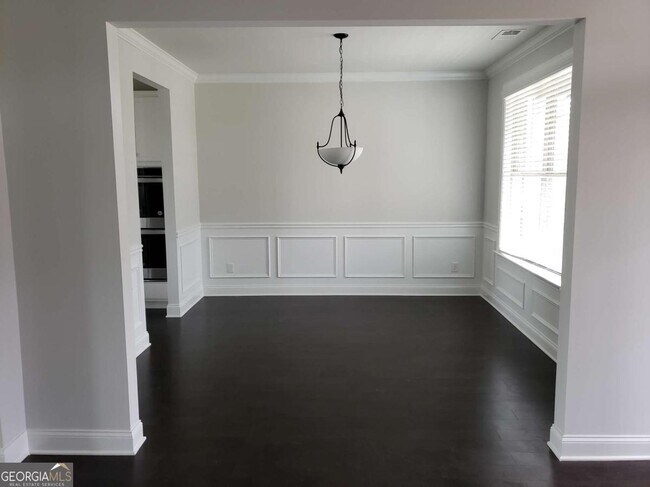 Building Photo - 4735 Watkins Wy